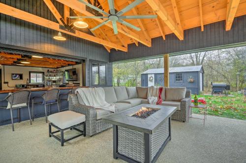 . Riverfront Zanesville Getaway w/ Private Bar!