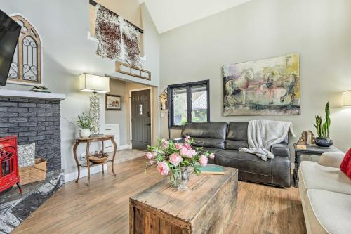 Riverfront Zanesville Getaway with Private Bar! in Dresden, USA