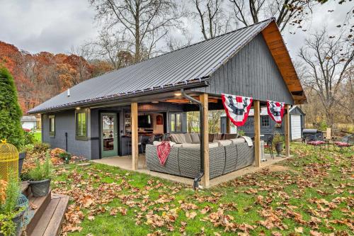 Riverfront Zanesville Getaway w/ Private Bar! in Dresden (OH)