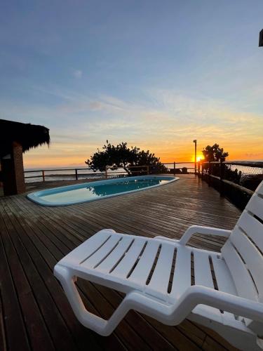 APARTAMENTO NA PRAIA no CONDOMINIO JUBIABA em OLIVENCA - ILHEUS - Ilheus