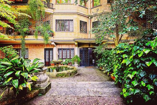 Vatican House Apartment 2