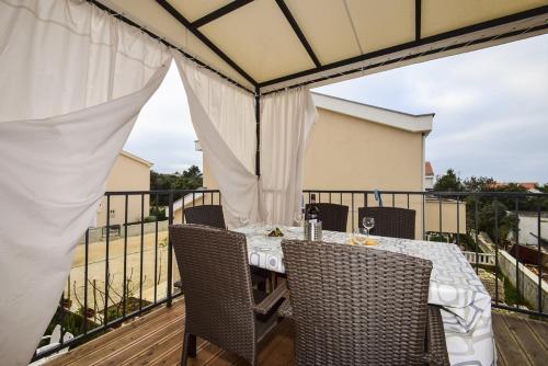 Apartment in Zaton Zadar with sea view, balcony, air conditioning, WiFi 685-2, Zaton (foto 4)