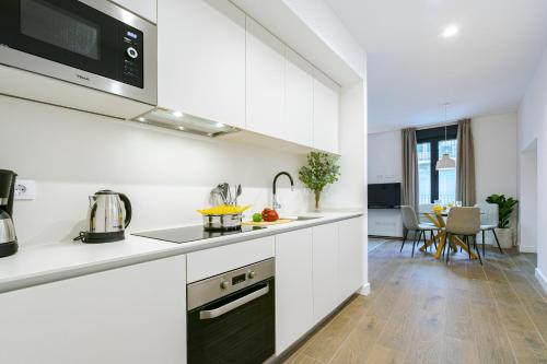 Feelathome Castilla Apartments 3