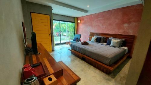 River CoCo Amphawa Room Type - Double or Twin Room with Canal View