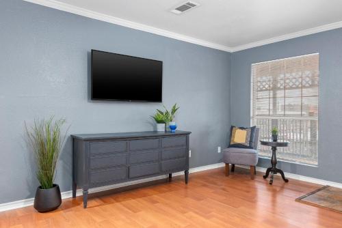 Sunnyside Retreat in Bacliff, USA
