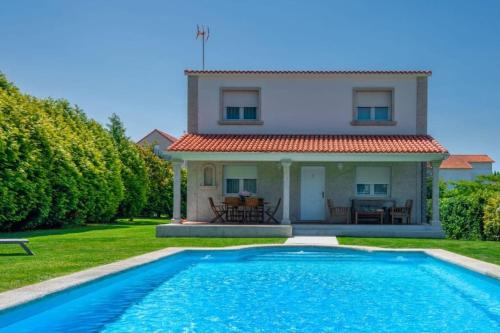 La casa de los illos, casa completa con piscina en Sanxenxo