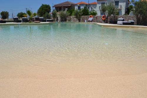  Niki Studios Sea - Front in Petra