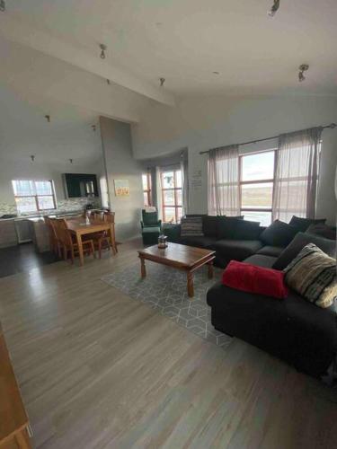 Eaglerock Guesthouse and tours in Kirkjubaejarklaustur