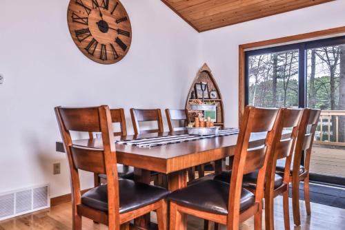 Lake Front Cabin on beautiful Crescent Lake in Minocqua, USA