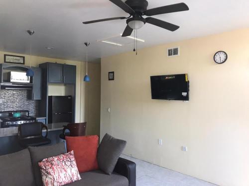 Kitchen, Palmvillo in Anse De Mai