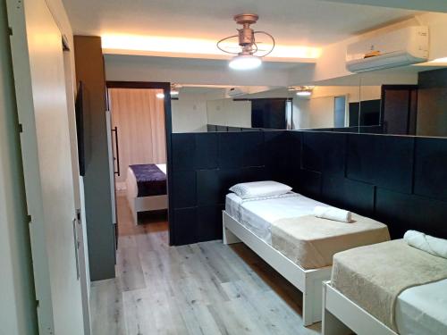 Deluxe Family Suite image 8
