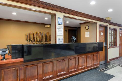 Best Western Louisville East - image 12
