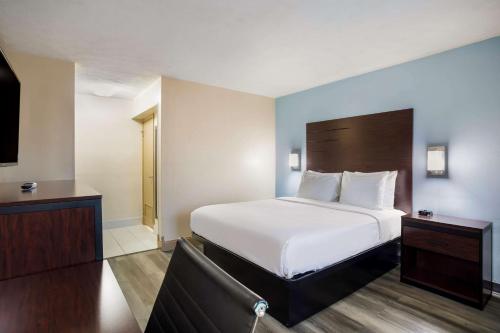 SureStay Hotel by Best Western Bardstown General Nelson - image 7