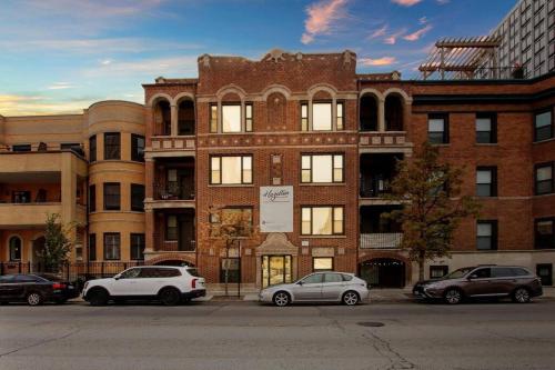 Studio Apt with Laundry Near Shops! - Montrose Studio rep - image 10