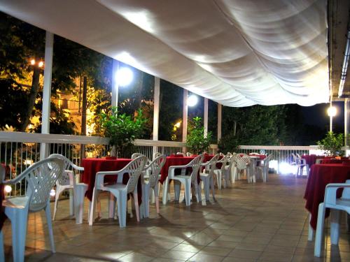 Hotel Galles Rimini - image 8