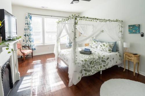 Garden Penthouse in RVA! 3 Bedroom, 3 Bath! in Richmond, USA