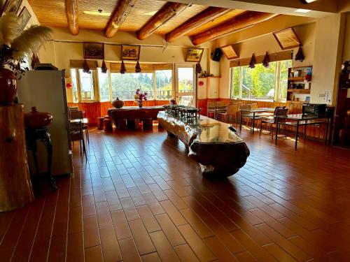 頂代格拉斯渡假莊園 (Dindai Glass Vacation Villa) in 南投縣