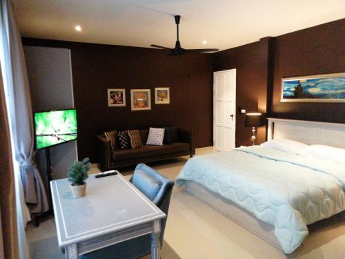 Klong Muang Beach Apartment