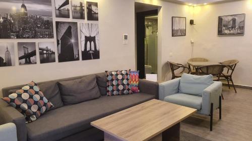 Contemporary Apartment Next To Mecca Mall