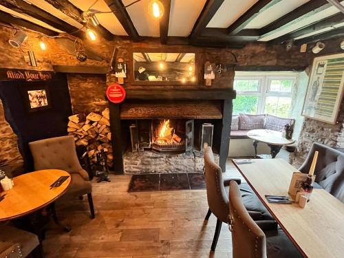 Seadmed, The Farmers Boy Inn Guest House in Longhope