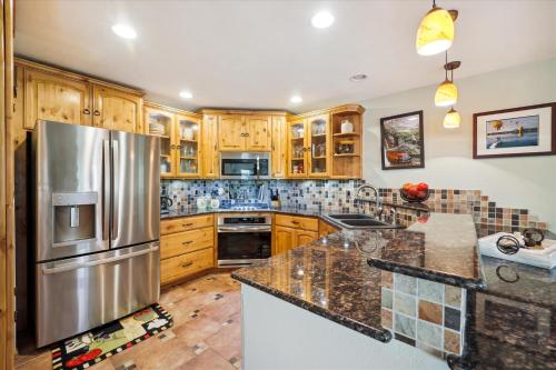 The Royal Escape Duplex in Frisco, USA