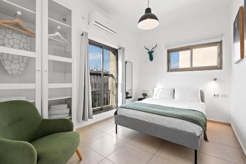 Design Apartments by the Beach in TLV - image 3