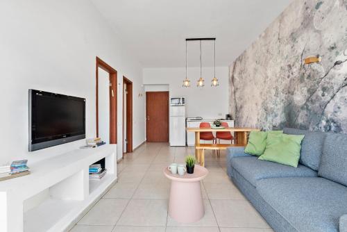 Design Apartments by the Beach in TLV - image 5