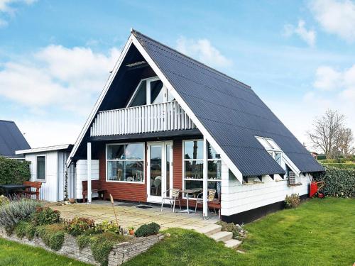 6 person holiday home in Bogense