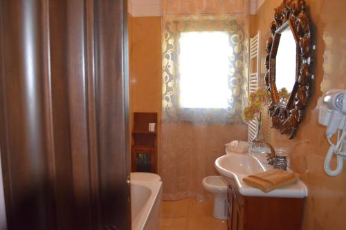 로마 La casa di Tizio, Caio e Sempronio 4성급 호텔 스위트룸