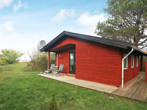 4 person holiday home in Martofte