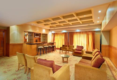 Bar/lounge, Park Plaza Chennai OMR in Chennai