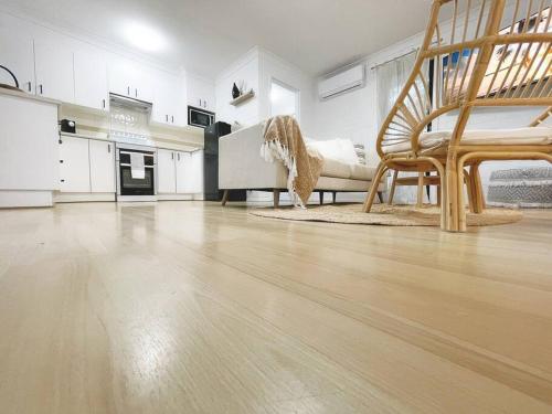 Seafoam Hideaway - Oceanfront Stay for 4 in Batemans Bay