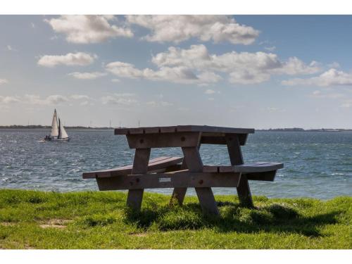 Beautiful apartment with a view over the Oosterschelde