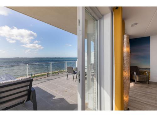 Beautiful apartment with a view over the Oosterschelde