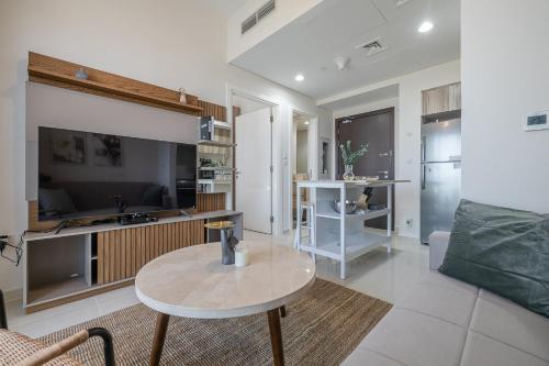 City View I 1 Bedroom Apartment I Golf Vita Damac Hills - image 13