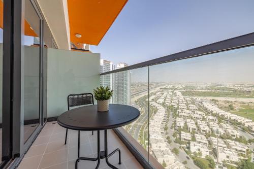 City View I 1 Bedroom Apartment I Golf Vita Damac Hills - image 3