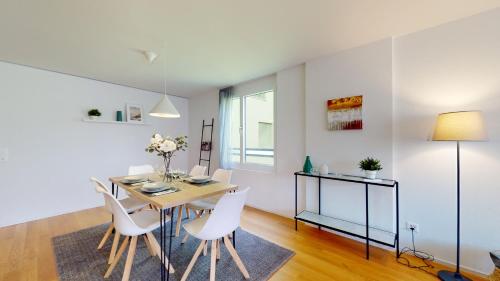 Létesítmények, Sublime contemporary apartment in the city centre in La Chaux-de-Fonds