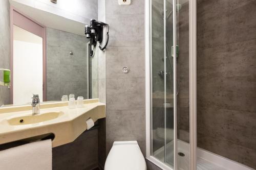 Comfort Hotel Chelles Marne-La-Vallée - image 8