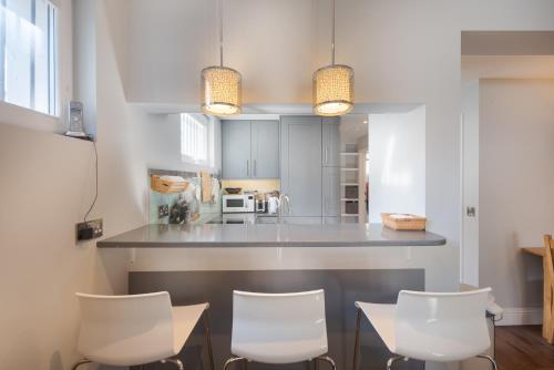 Fabulous Fulham - image 6