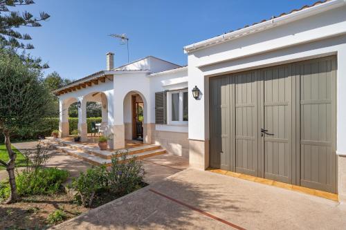 Three-Bedroom House image 2