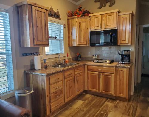 Pine River Model Cabin 1 BR Bayfield in Bayfield, USA