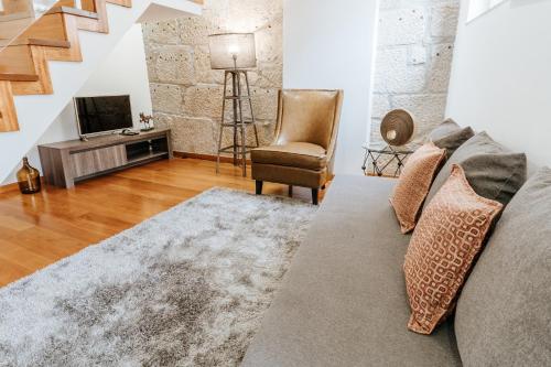 Authentic Porto Apartments - image 10