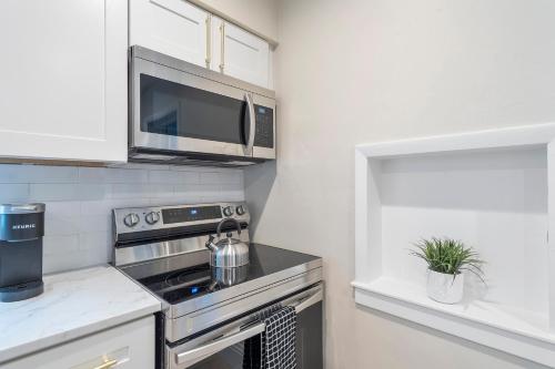 Luxury 5Bed Family/Friends Gateway. 10Min to Beach in Fort Lauderdale, USA