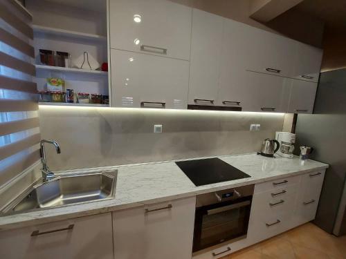 Oprema, Veria Panorama Luxury Suite with Garden 2 in Veria