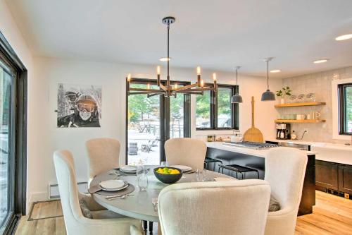 Modern Riverfront Home 6 Mi to Big Sky Town! in Gallatin Gateway, USA