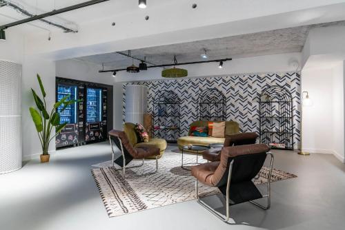 ล็อบบี้, Ecla Paris Noisy-le-Grand in นัวซี เลอ กรองด์