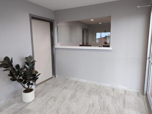 Buitenkant, OKC Hotel in Suburbs