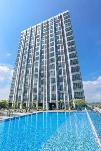 Homestay Ibu Shah Alam with pool near icity uitm photo