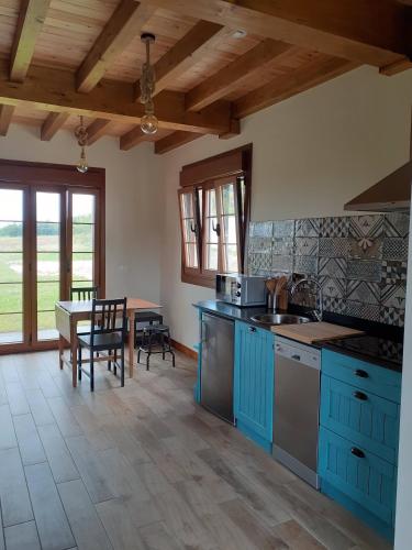  Apartamentos y Casa La Paredana, agroturismo in Fontoria