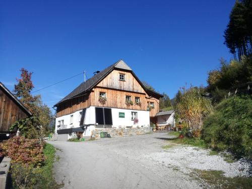 Landhaus Gschmeidler - Chambre d'hôtes - Selzthal